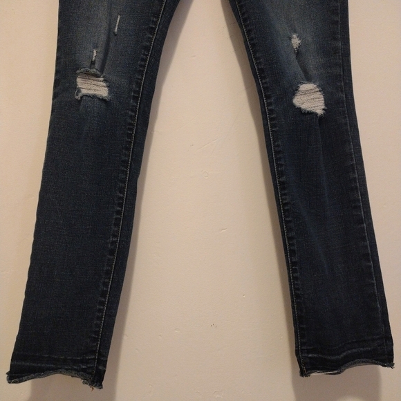 Levi's - 311 Shaping Skinny Distressed Jeans - Picture 7 of 14